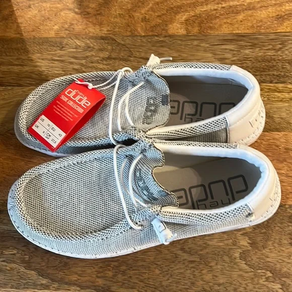 Hey Dude Wally Sox NWT NEVER WORN Hey Dude | Shoes | Hey Dude Wally Sox Men Size 8 Ladies New  main image 3